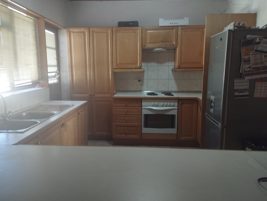 3 Bedroom Property for Sale in Highbury Western Cape